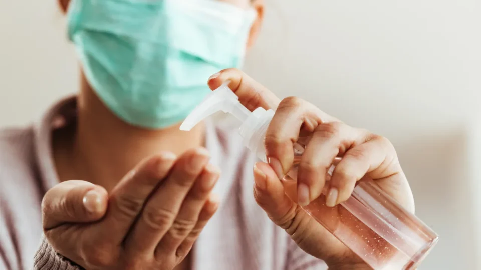 Aumento nos casos de gripe K gera alerta da OMS; saiba como se proteger do vírus