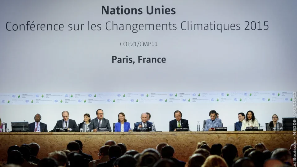 Acordo de Paris faz 10 anos e evidencia incompetência de países diante da mudança climática