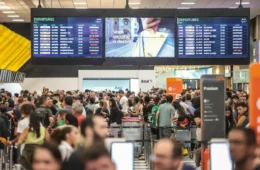 Paralisação de voos em aeroportos de SP foi provocada por suspeita de vazamento de gás