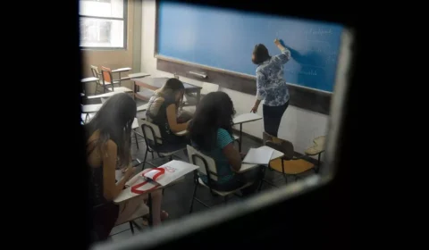 A retrospectiva que nenhum professor quis fazer