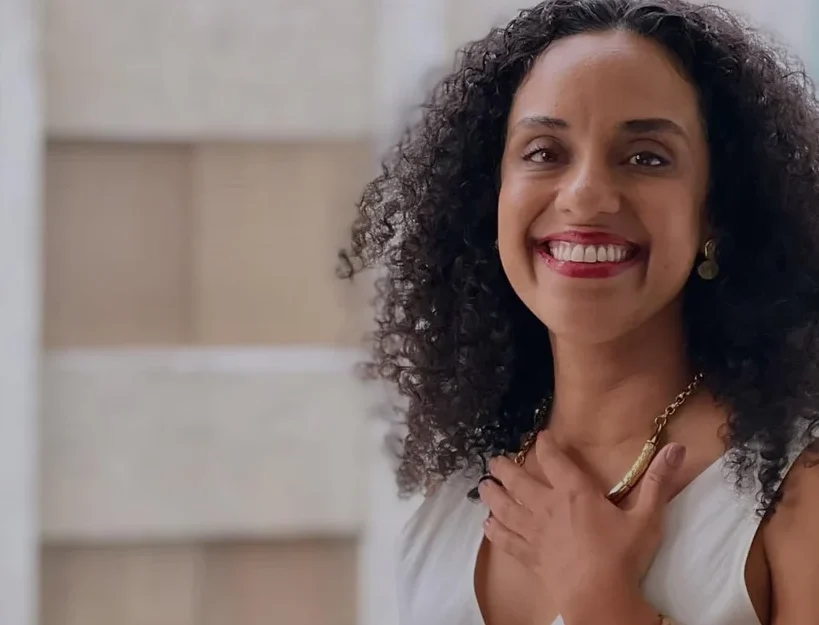 Maria Ribeiro professora