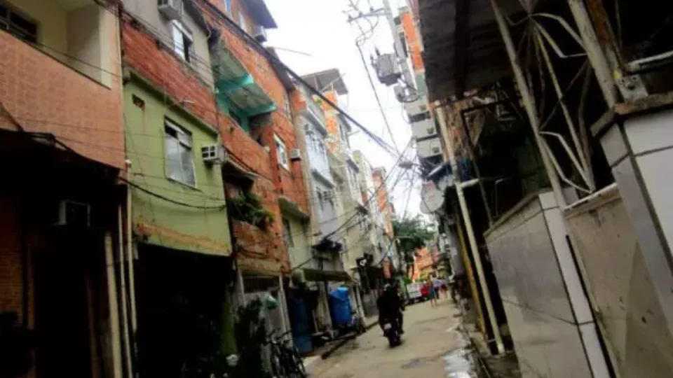 Documento enviado ao STF confirma reocupação de favelas do RJ em 2026