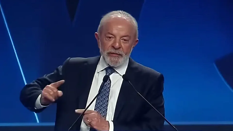 Lula diz que fim de sanção a Alexandre de Moraes é bom para o Brasil