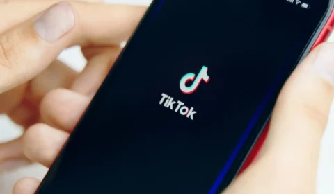 TikTok torna privadas todas as contas de menores de 16 anos