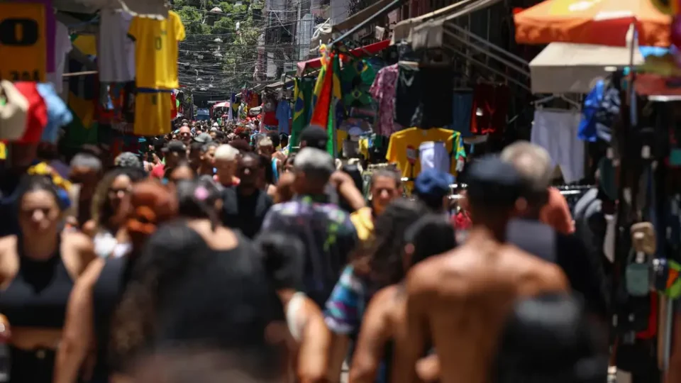 Natal aquece o comércio e deve gerar R$ 72,7 bilhões em vendas