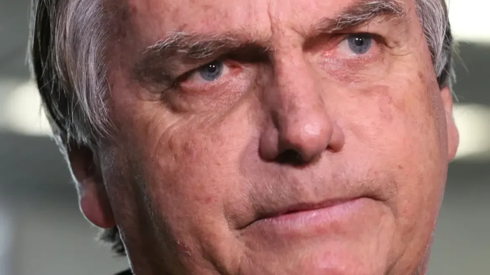 Moraes nega recurso de Jair Bolsonaro contra condenação por trama golpista