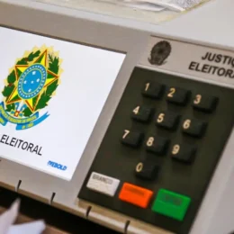 Disputas internas pressionam partidos em até nove estados antes do registro das chapas