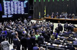 Câmara aprova urgência para projeto que prevê quebra de patente do Mounjaro