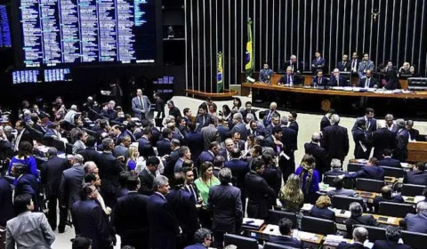Câmara autoriza exceção no arcabouço fiscal para gastos com saúde e educação