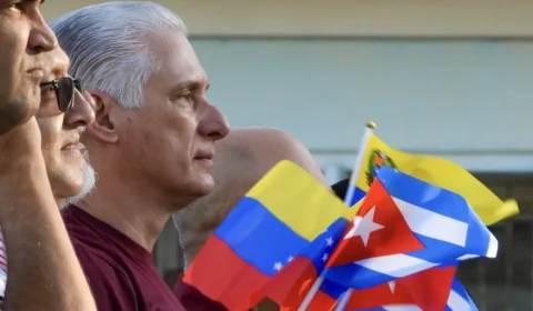 Cuba condena ataque dos EUA à Venezuela e declara apoio total a Maduro