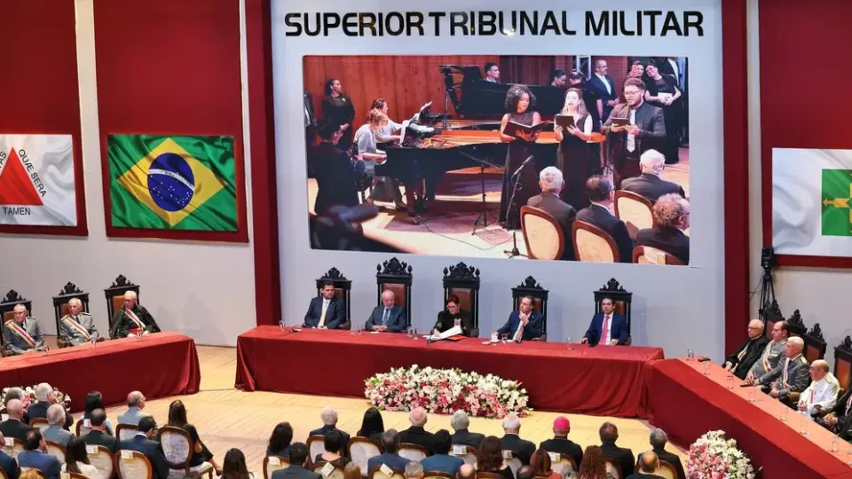 Decisão de Moraes alivia STM ao barrar trabalho de militares condenados