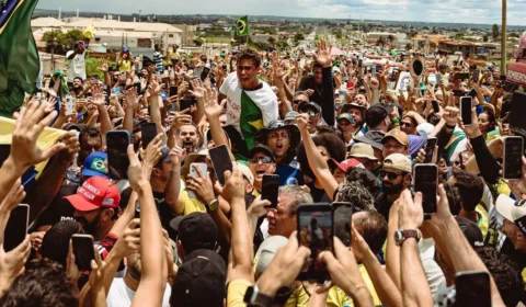 Direita avalia que ato posiciona Nikolas como cabo eleitoral de Flávio, e governo minimiza