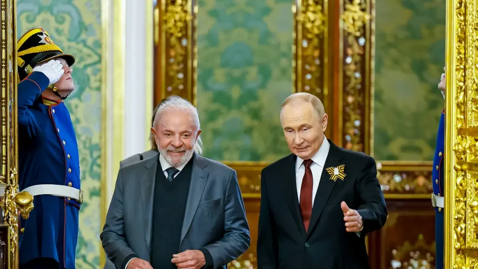 Lula conversa com Putin sobre Venezuela pós ataques dos EUA
