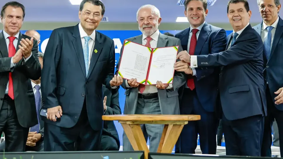 Lula sanciona Comitê Gestor do IBS e conclui etapa-chave da reforma tributária