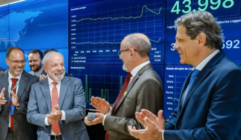 Reforma tributária: Lula lança plataforma digital e inicia transição para novo sistema