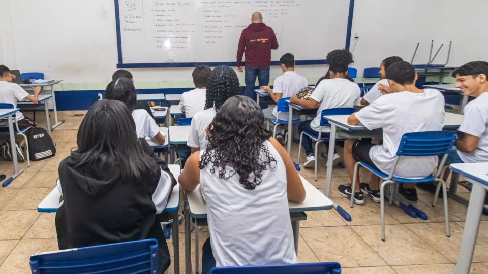 Novo Plano Nacional de Educação avança no Senado e vai a plenário; veja as metas