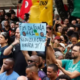 Governistas ignoram oposição e mantêm votação de fim da 6×1 na CCJ do Senado
