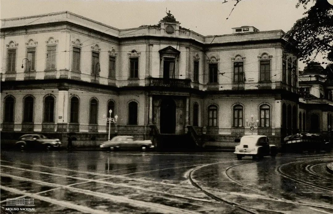 Criado em 1838, o Instituto Histórico e Geográfico Brasileiro foi um dos grandes responsáveis pela consolidação e difusão de uma historiografia oficial do Brasil. Foto: Arquivo Nacional