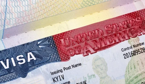 EUA suspendem emissão de vistos de imigrantes para 75 países, incluindo o Brasil