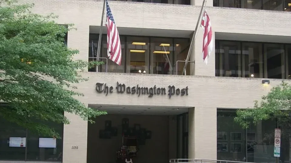 FBI faz buscas na casa de repórter do Washington Post e apreende celular e notebooks