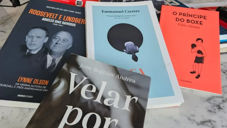 Luís Costa Pinto sugere 10 séries e livros para você maratonar