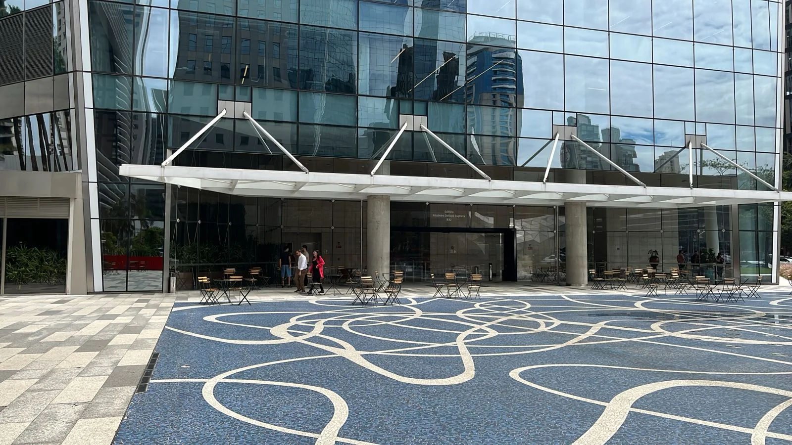 Edifício B32 (crédito Flávio VM Costa)