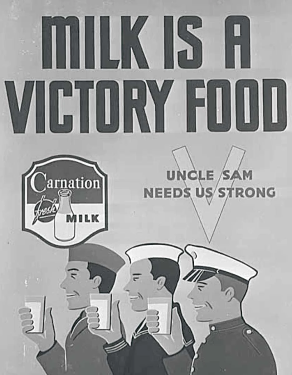Um anúncio do leite Carnation com uma mensagem sobre patriotismo, 1944. Fonte: Museu de História e Indústria de Seattle