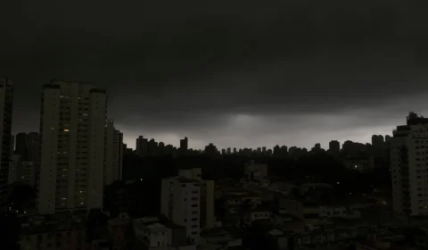 Temporais avançam pelo Brasil; chuva forte e granizo podem atingir Sul, SE e CO