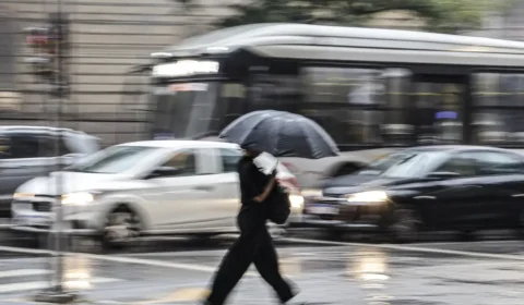 Chuva persiste no litoral do SE e Norte concentra risco de temporais nesta terça-feira