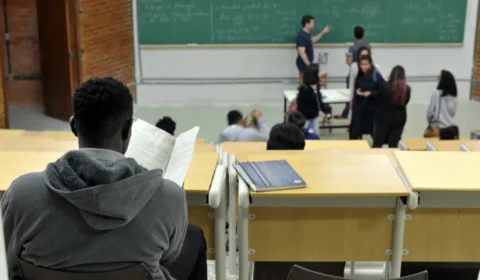 STF forma maioria para derrubar lei que proíbe cotas raciais em universidades de SC