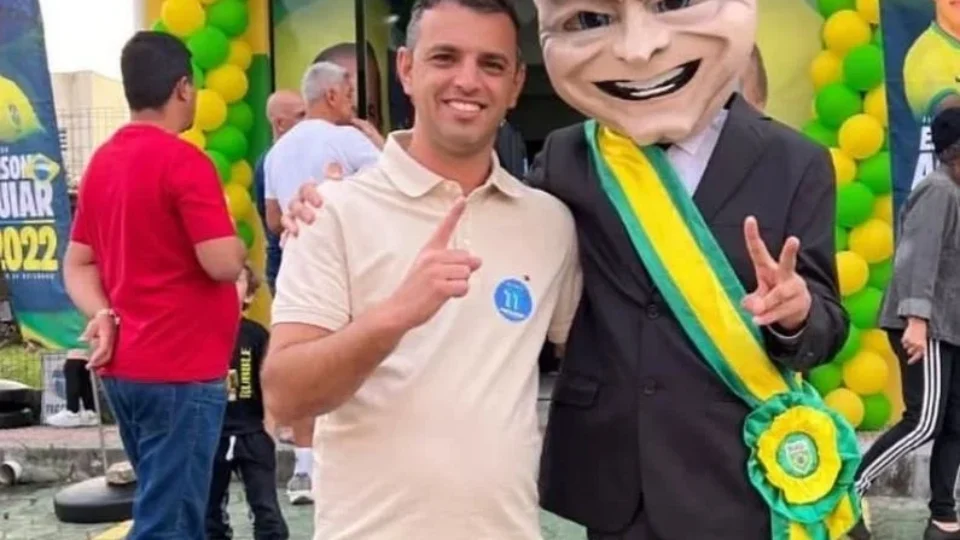 ‘Daí ferrou!’: prefeito preso reagiu quando concorrente tentou derrubar edital negociado