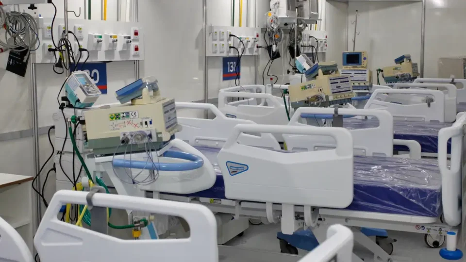 Projeto reduz 26% das infecções em UTIs públicas e gera economia de R$ 151 milhões ao SUS