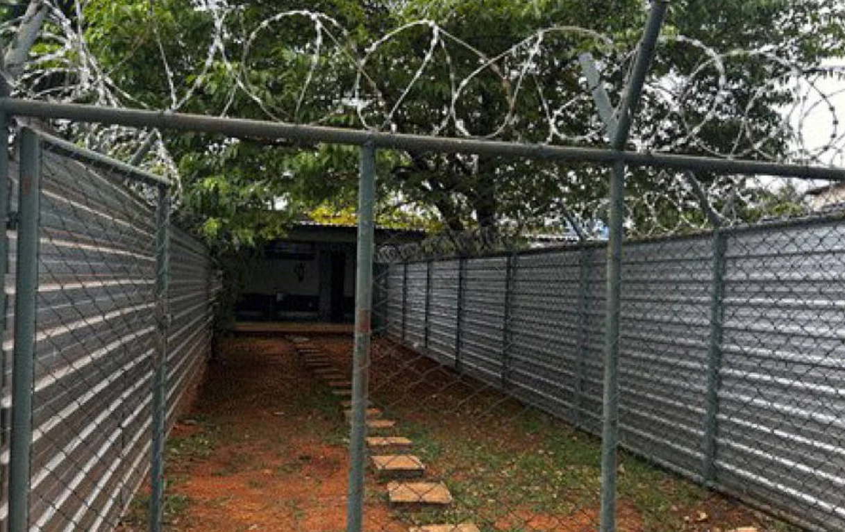 Cela de Bolsonaro na Papudinha é quase 10 vezes maior que área mínima fixada em lei