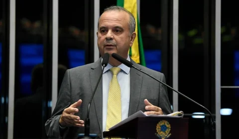 Rogério Marinho desiste de candidatura a governador para coordenar campanha de Flávio Bolsonaro