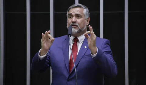Deputado propõe lei para acabar com pensões de militares criminosos