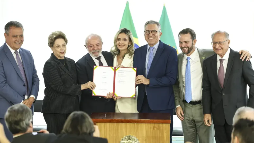 Governo federal vai construir primeiro hospital inteligente do SUS