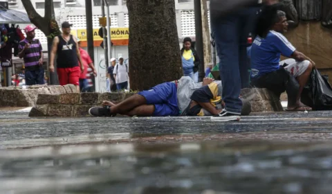 Estudo aponta mais de 365 mil pessoas em situação de rua no Brasil