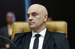 Moraes determina instalação de tornozeleira em 6º alvo de apuração sobre vazamento de dados