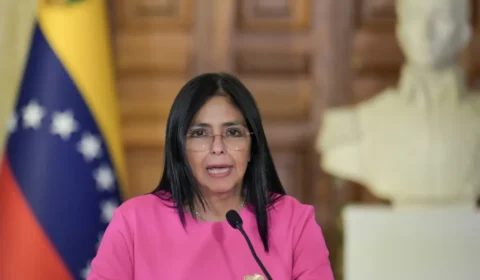 Venezuela e EUA iniciam reaproximação diplomática dias após captura de Maduro