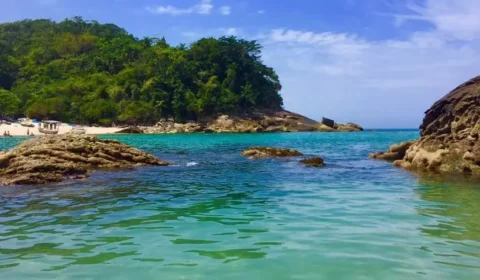 Comando Vermelho avança sobre vilas caiçaras de Paraty e impõe taxas a barqueiros