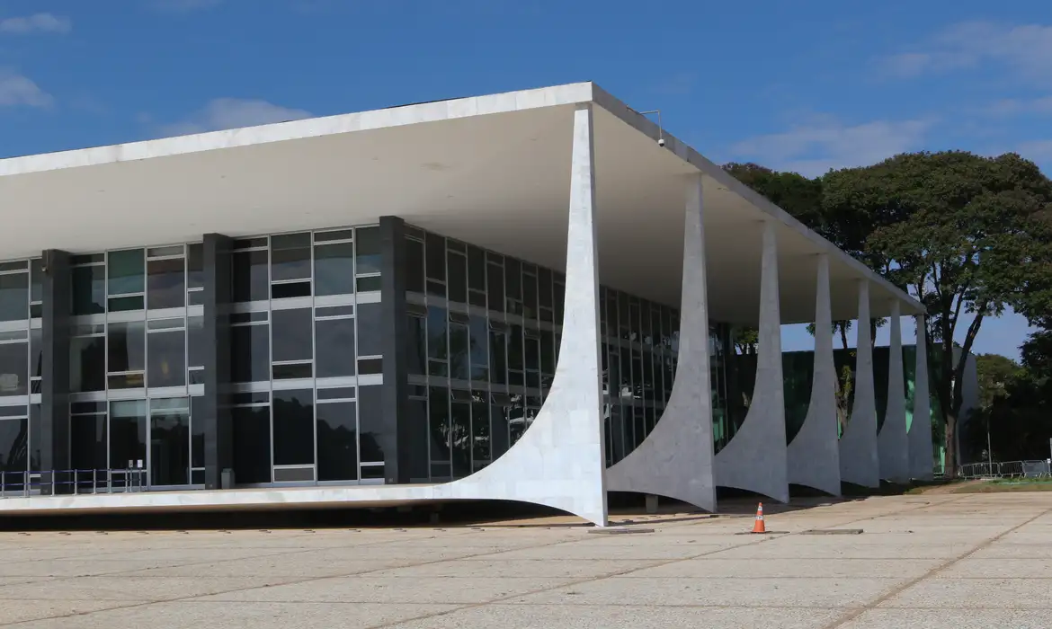 Psol aciona STF contra 'gratificação faroeste' a policiais que matam