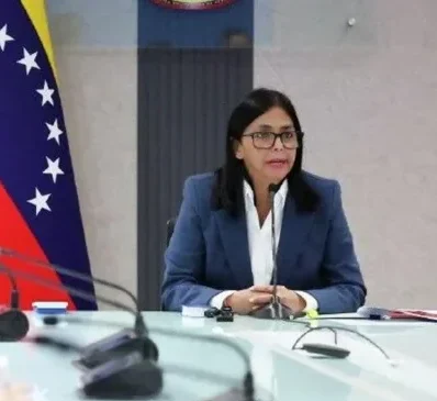 Delcy Rodrigues, presidente interina da Venezuela. Foto: AVN Sindicato denuncia prisão de jornalistas na Venezuela após sequestro de Maduro