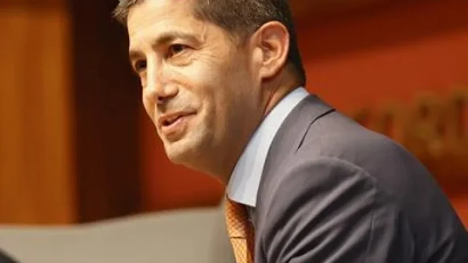 Em novo ataque ao Fed, Trump escolhe Kevin Warsh para substituir Jerome Powell