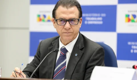 Ministro do Trabalho: governo vai liberar FGTS para 10 milhões de trabalhadores