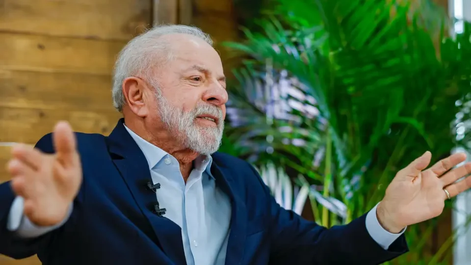 Lula dá largada para eleição com base mobilizada e discurso contra privilégios