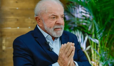 Lula procura partidos do centrão e quer vice do MDB para isolar Flávio Bolsonaro