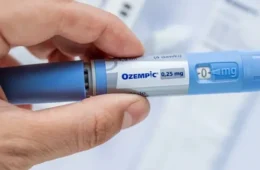 Farmacêuticas brasileiras buscam tecnologia indiana para fabricação de canetas emagrecedoras