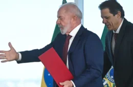 PT acelera definição em SP, pressiona por Haddad e articula federação com PSOL e Rede