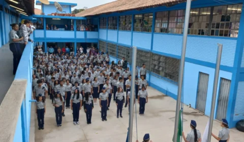 Sucessor de Zema promete driblar suspensão de escolas cívico-militares em MG