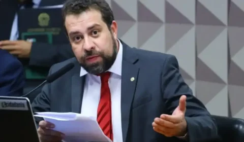 Boulos diz que governo ‘vai até o fim’ para acabar com a escala 6×1